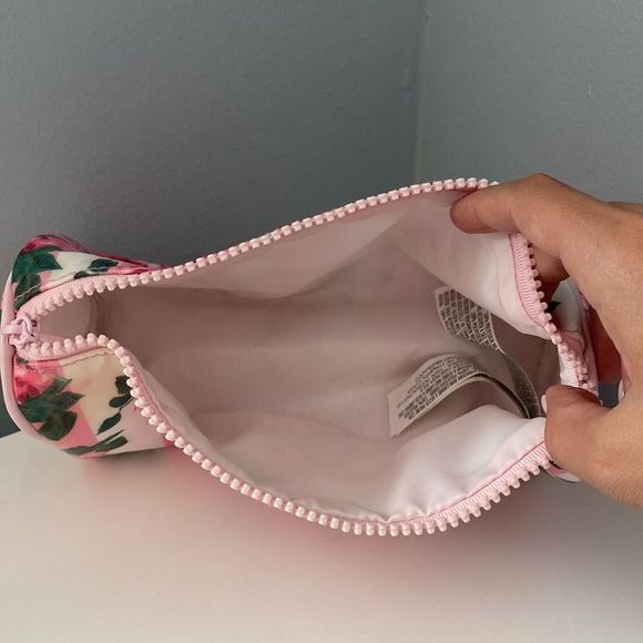 Floral Rose Cosmetic Case - Picture 4 of 7